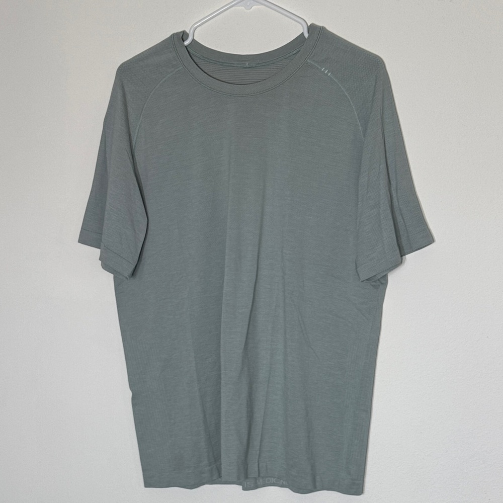 lululemon athletica Charcoal Green Short Sleeve Tee